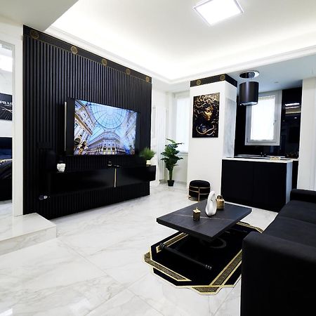 Italian Fashion Suite - Luxurious Marble City Center Milão Exterior foto