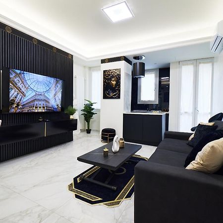 Italian Fashion Suite - Luxurious Marble City Center Milão Exterior foto